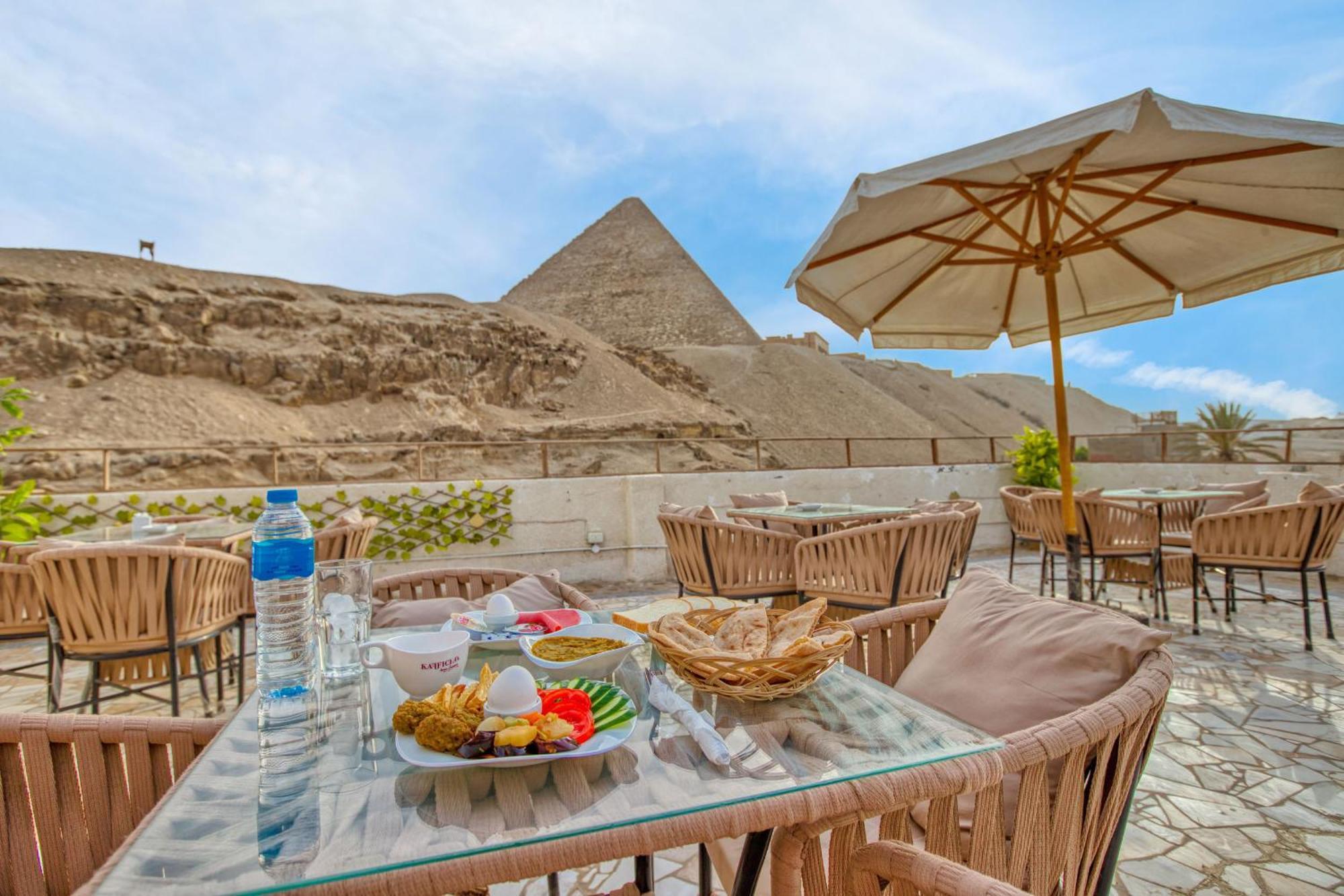 The Grand Pyramids View Hotel Kafret el-Gabal Exteriér fotografie