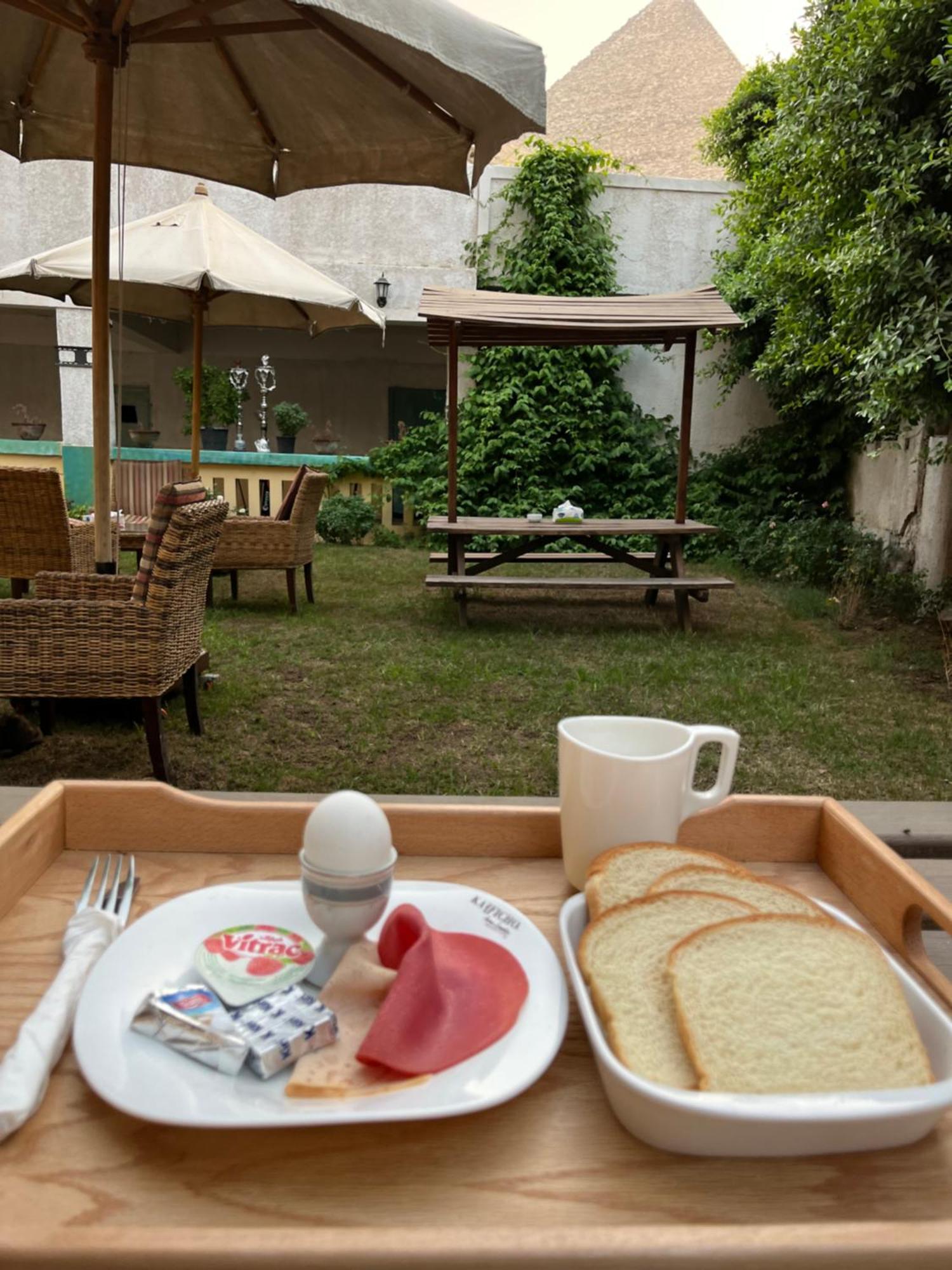 The Grand Pyramids View Hotel Kafret el-Gabal Exteriér fotografie